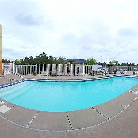 Quality Inn Merriam Kansas City Exterior photo