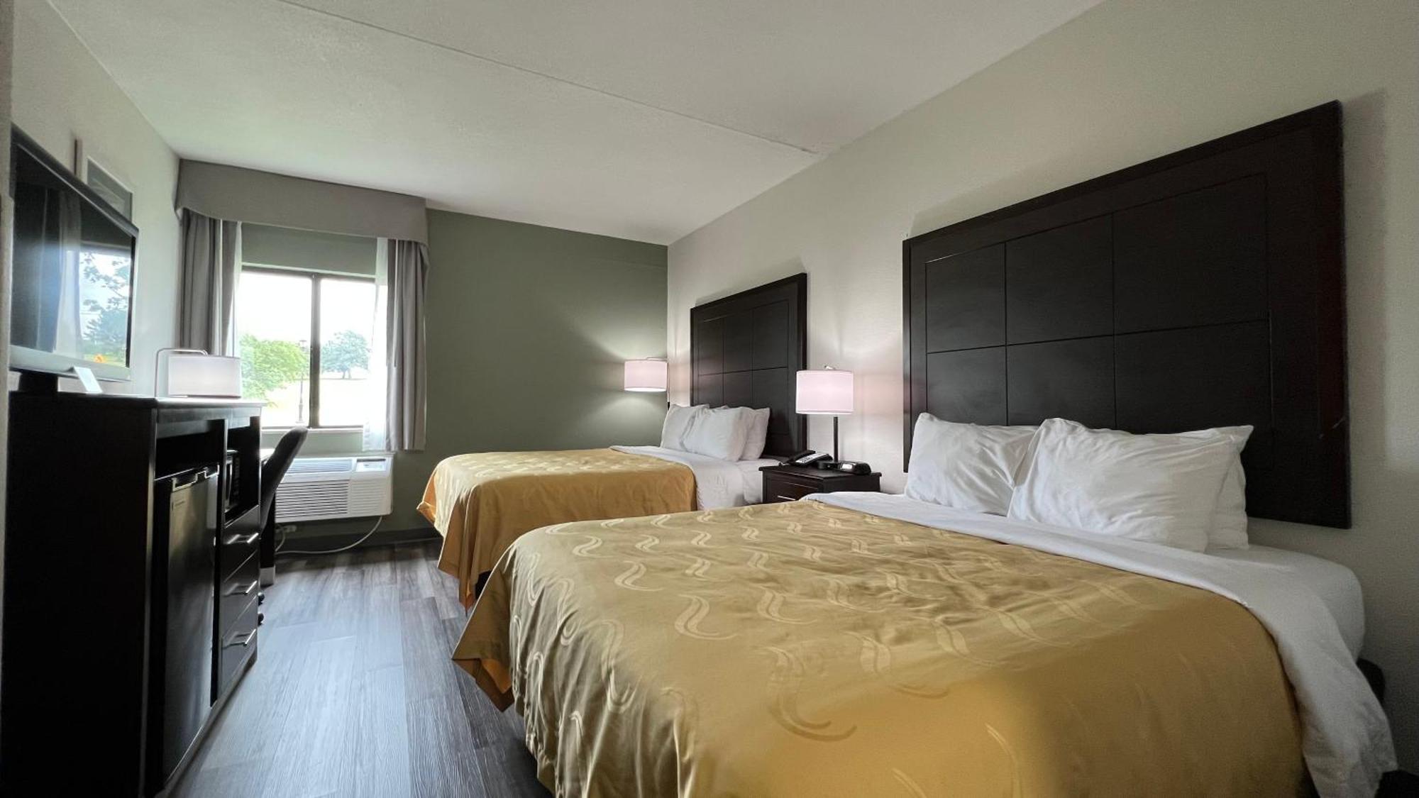 Quality Inn Merriam Kansas City Exterior photo