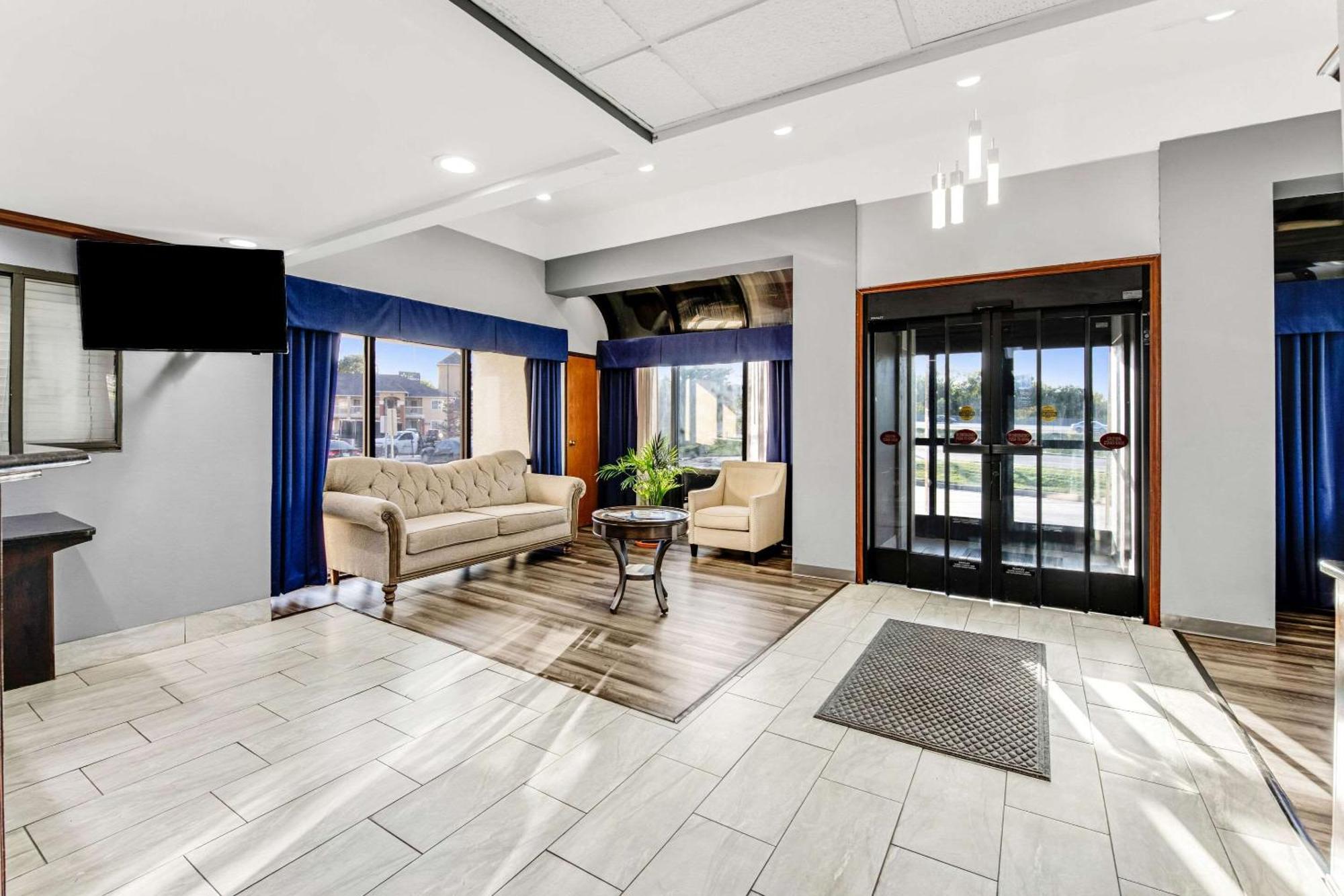 Quality Inn Merriam Kansas City Exterior photo