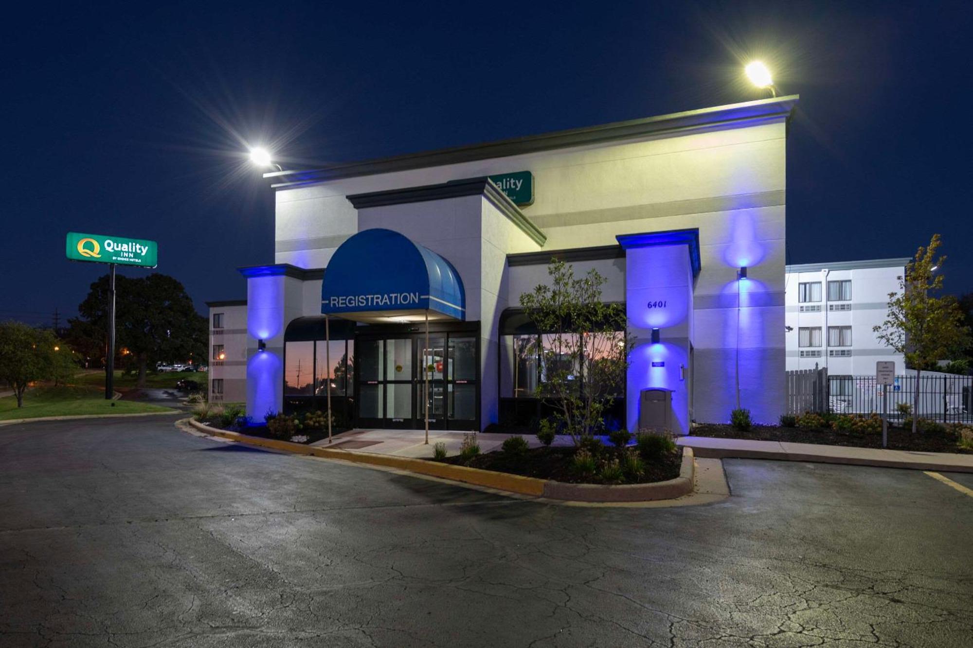 Quality Inn Merriam Kansas City Exterior photo